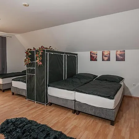 Sunrise Airport - Free Parking - 120 Sqm *