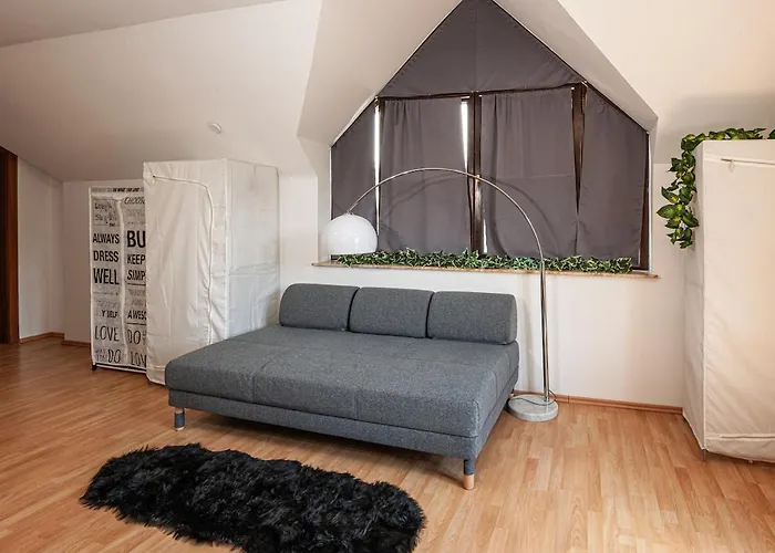 Sunrise Airport - Free Parking - 120 Sqm Lägenhet