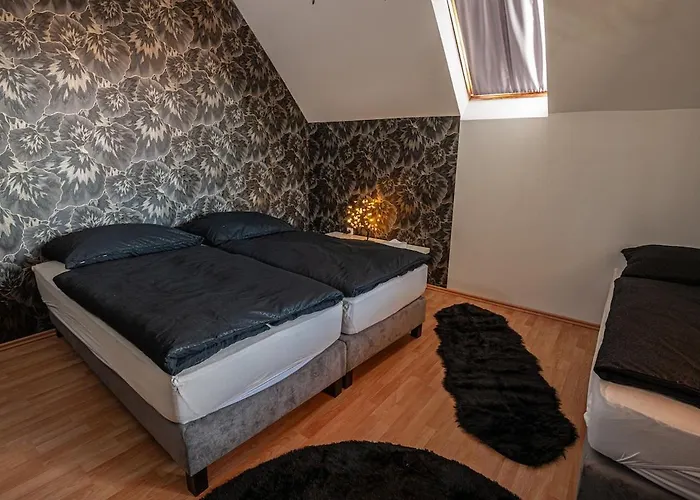 Sunrise Airport - Free Parking - 120 Sqm Апартаменты *
